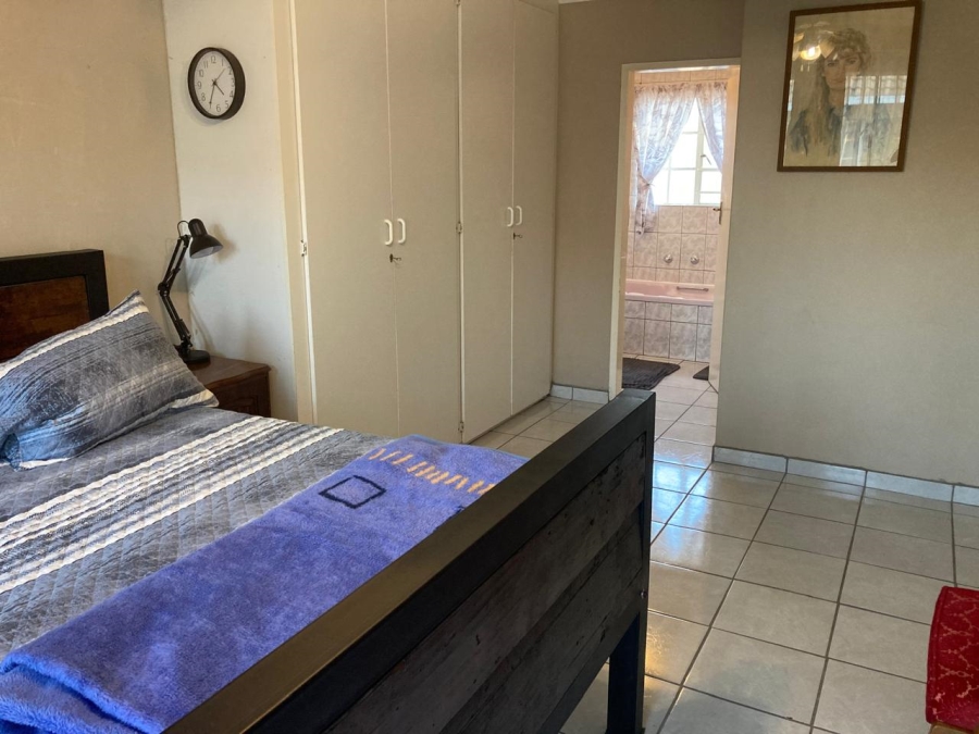 3 Bedroom Property for Sale in Geelhoutpark North West